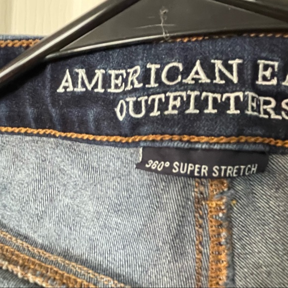 American Eagle Women’s Denim Jeggings-size 6 Short - Picture 8 of 8